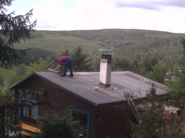 Beschreibung: http://webcam01.dorfweil.net/pic/webcam1_2011061413145601.jpg