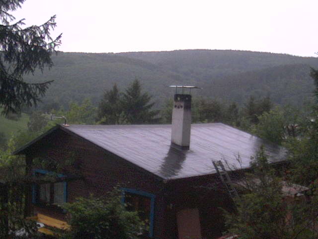 Beschreibung: http://webcam01.dorfweil.net/pic/webcam1_2011061617445601.jpg