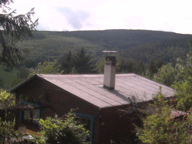 Beschreibung: http://webcam01.dorfweil.net/pic/webcam1_2011062118145501.jpg