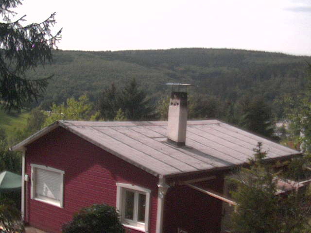 Beschreibung: http://webcam01.dorfweil.net/pic/webcam1_2011082516445701.jpg