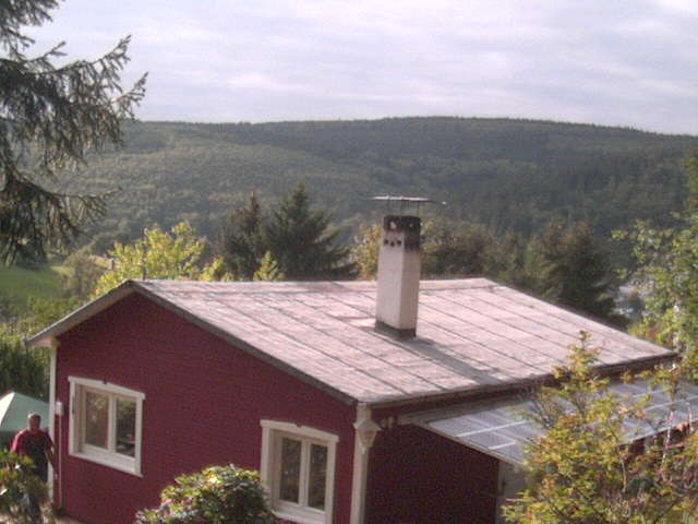 Beschreibung: http://webcam01.dorfweil.net/pic/webcam1_2011083018145601.jpg