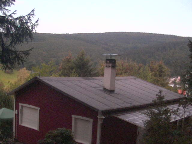 Beschreibung: http://webcam01.dorfweil.net/pic/webcam1_2011083109295901.jpg